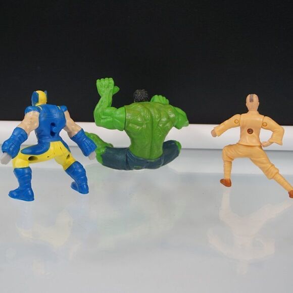 2010 Plastic Toy Figurines Incredible Hulk Wolverine McDonalds Happy Meal Toys - Picture 2 of 11